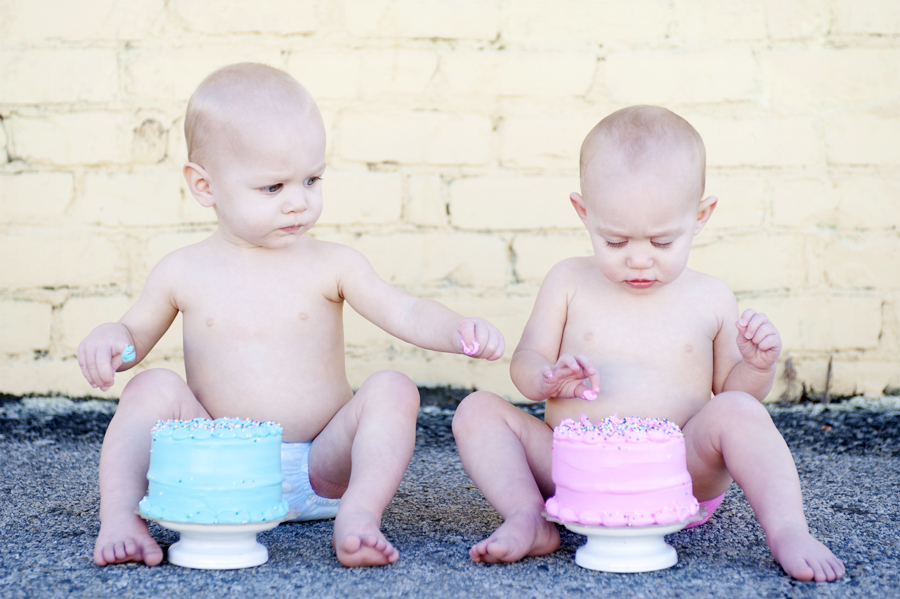twins, cake smash, 1st birthday, baby birthday, birthday cake, twin birthday party